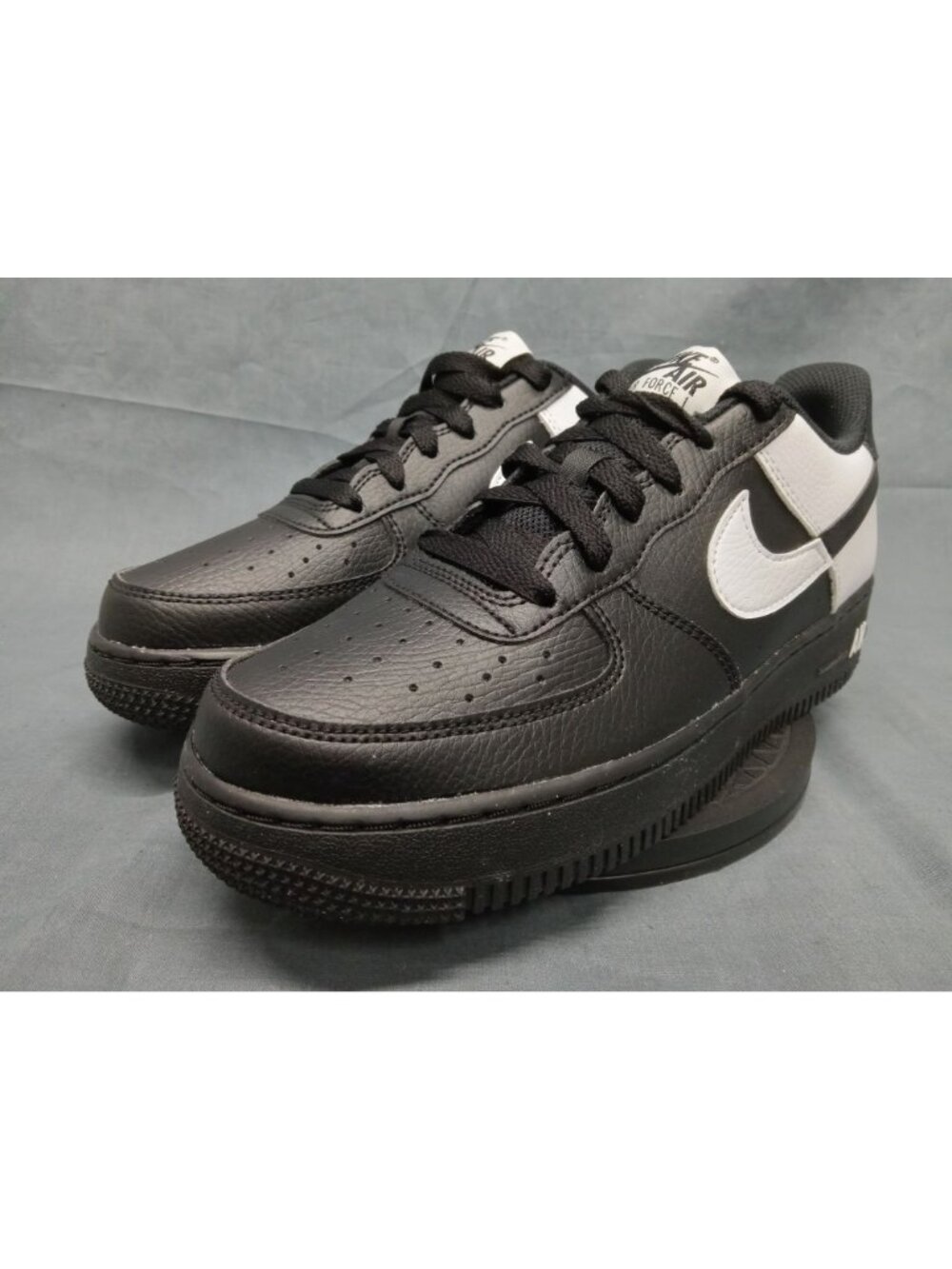 Nike Air Force 1 NN (GS) Sneakers Leather Black White Boys Size 4.5 FLOOR MODEL! - Picture 4 of 11